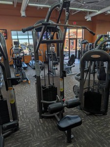 Matrix Selectorized Lat Pull Machine 295-lb Weight Stack