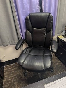 Black High-Back Office Chair