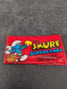 Vintage 1982 Topps Smurf Supercards Pack