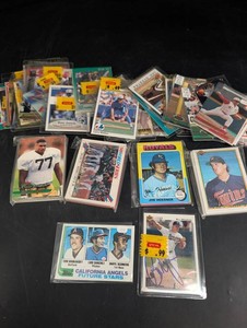 Vintage Baseball, Football & Basketball Card Mixed Lot