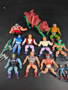 Vintage Masters of the Universe Figures & Battle Cat (Lot of 12)