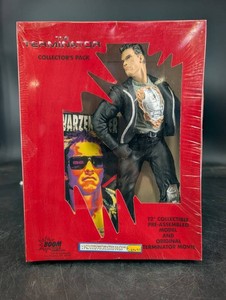 Vintage Terminator 2 T-800 Boom Toys Collectors Pack
