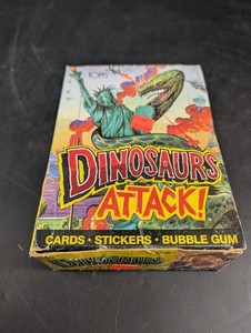 Vintage 1988 Topps Dinosaurs Attack 48-Count Display Box