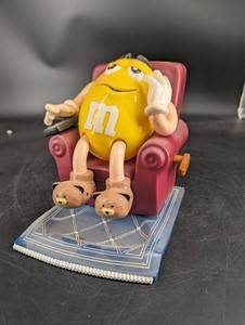 M&ms Character Candy Dispenser With Chair & Remote