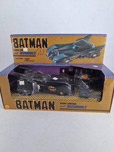 Vintage Toy Biz Batman Radio-Controlled Batmobile