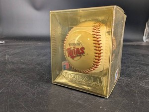 Vintage 1990 Kirby Puckett Minnesota Twins Commemorative Baseball