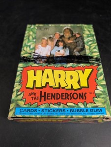 Vintage 1987 Topps Harry and the Hendersons 36ct Display Box
