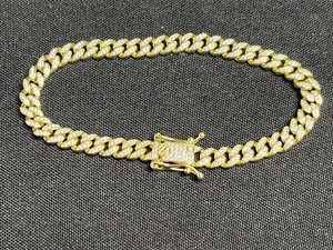 Beautiful 20.63 g Moissanite Tennis Bracelet - Sterling Silver Curb-Link