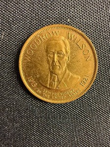 Antique Presidential Medal - Woodrow Wilson 1921