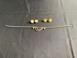Costume Jewelry - Rhinestone Necklace & Clip-On Earrings 3-Piece Set