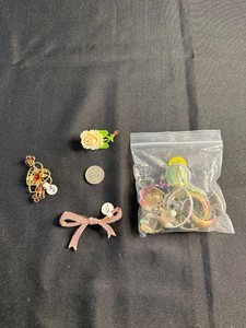 Costume Jewelry Mixed Lot - Brooches, Pins & Assorted Pieces