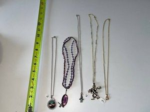 Costume Jewelry Necklaces - Pendant & Beaded Assortment (Lot of 5)