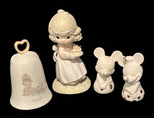 LLR - Precious Moments Bell and Figurine with Mickey & Minnie Mouse SaltPepper Shakers