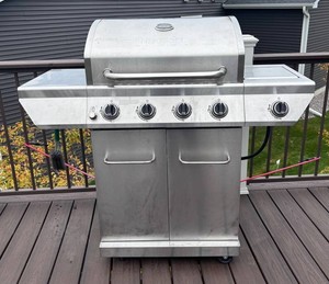 BD - Nexgrill 4-Burner Grill with Side Burner
