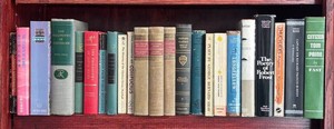 O - Vintage Books including Philosophy, Literature, Poetry and More