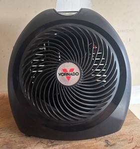 G - Vornado AVH2 Plus 1500W Heater Fan