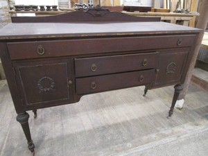 MCM Buffet, Jacobean