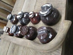 Insulators, Saddle Tops