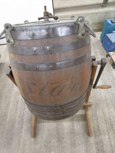 Star Wooden Barrel Butter Churn