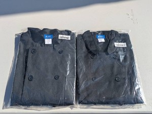 (2) NEW KNG CHEF COAT SIZE XL BLACK