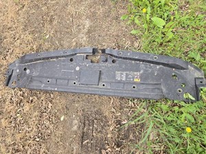 2015 Chevrolet 2500 Silverado Engine Cover Panel