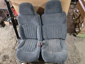 Pair of Gray Jeep Seats