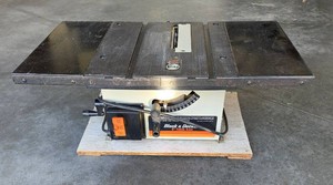 Black and Decker 8 Table Saw.