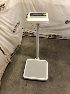 82147 - Tanita BWB-800 Digital Medical Scale