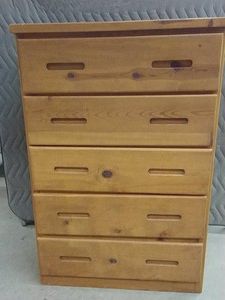 5 DRAWER CHESTDRESSER