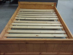 BAYVIEW ROUND UP TOP FRAME AND MATTRESS