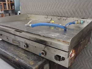 ANETS GOLDEN GRILL LG GAS GRILL