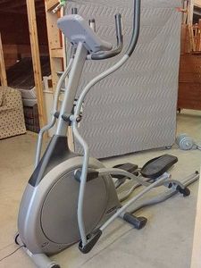 VISION FITNESS X62005 ELLIPTICAL TRAINER