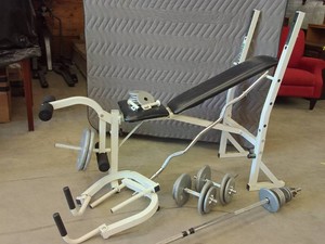 COMPETITOR 343 WEIGHT BENCH PLUS WEIGHTS