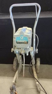 GRACO AIRLESS PAINT SPRAYER