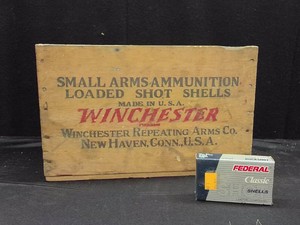 VINTAGE WINCHESTER WOODEN AMMO BOX AND VINTAGE BOX OF FEDERAL 12 GAUGE PELLETS