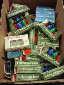 LARGE BOX OF C9 REPLACMENT BULBS