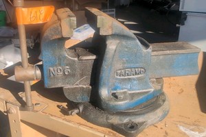 Paramo Heavy-duty Bench Vice