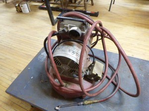 Thomas Industries Sprayit Air Compressor
