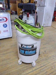 Pulsar 20 Gallon Air Compressor