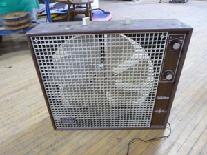 Vintage Montgomery Ward Signature Box Fan