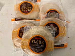 5x Hyvee Whole Wheat Flour Tortillas