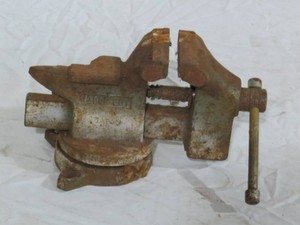 3 Bench Vise