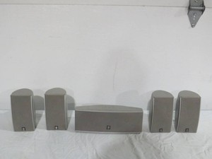 Yamaha Center Channel Speaker with 4 Satellite Speakers