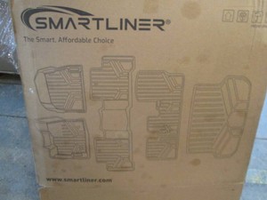 Smartliner vehicle floor mats