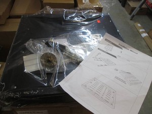 Heavy duty expandable slide out drawer