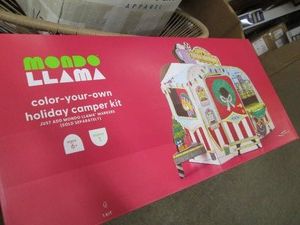 Color your own holiday camper kit
