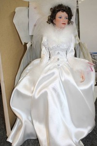 The Ashton- Drake Galleries Winter Romance doll