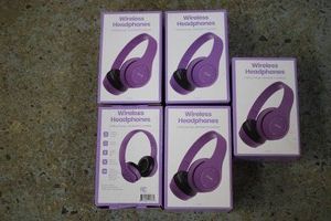 5 Pairs of wireless headphones, folding design with built in controls
