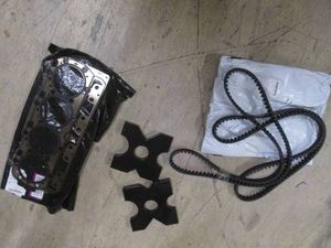 Pair of 4-notch arbor press plates, 3pc rear drive belts & Chevy Express 2500 engine head gasket