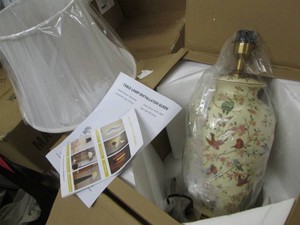 Ceramic bird themed table lamp with shade approx 21in